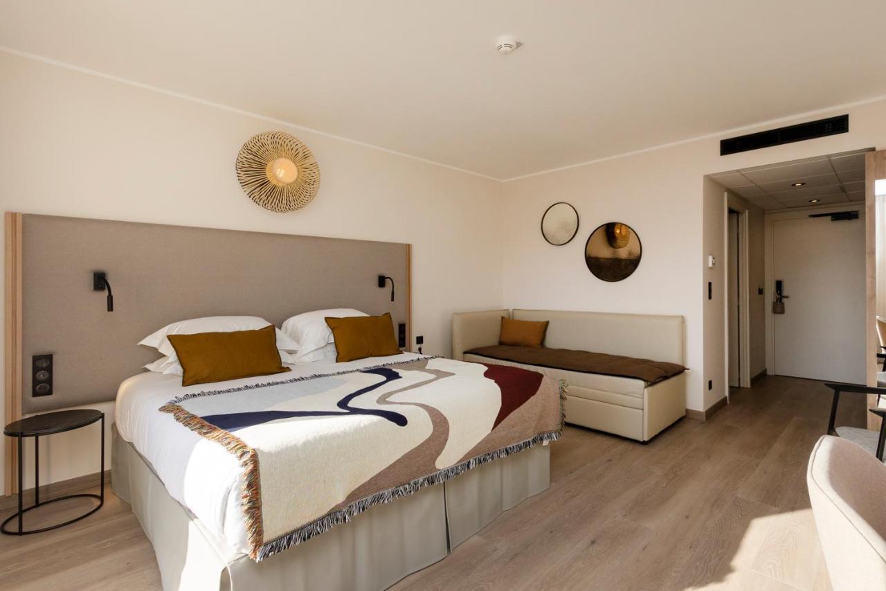 Hotel L'Acquale Калви Екстериор снимка