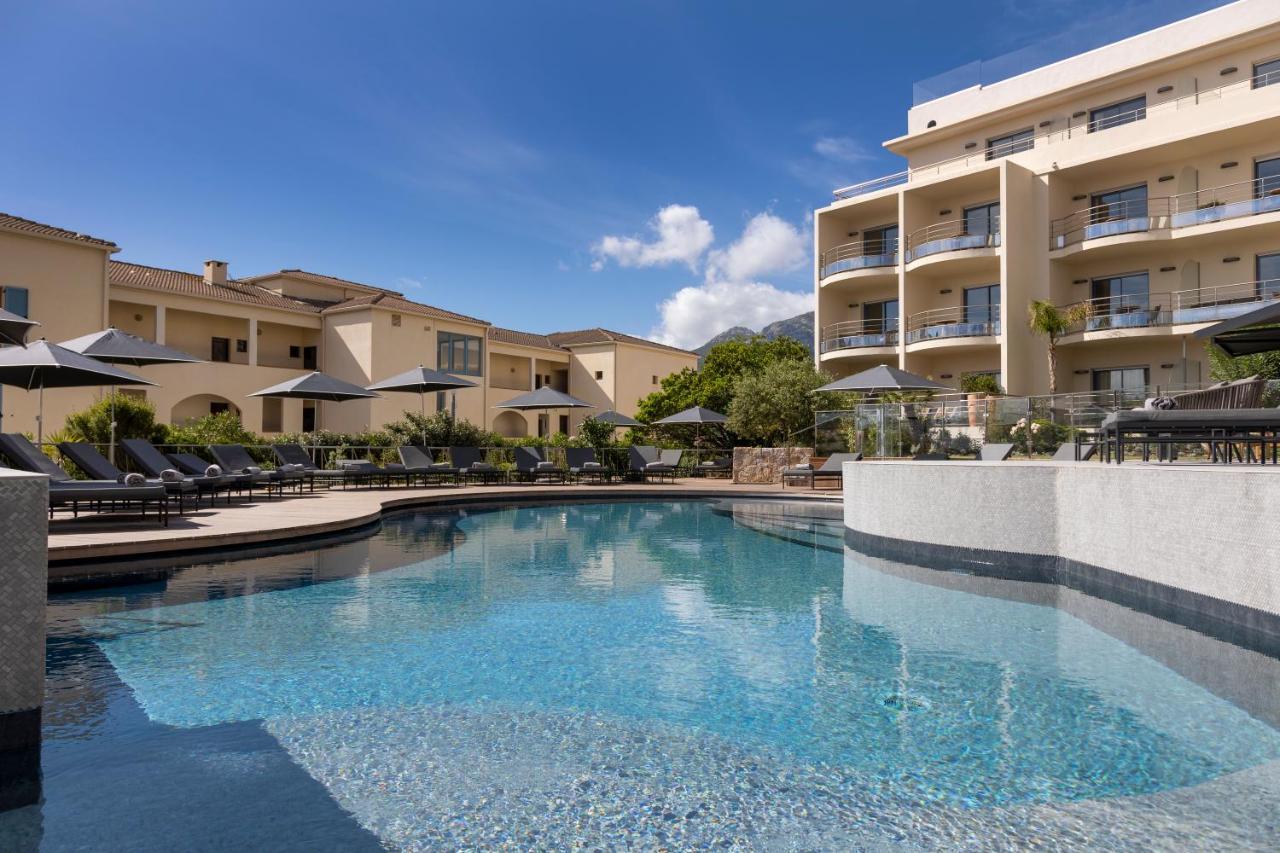 Hotel L'Acquale Калви Екстериор снимка