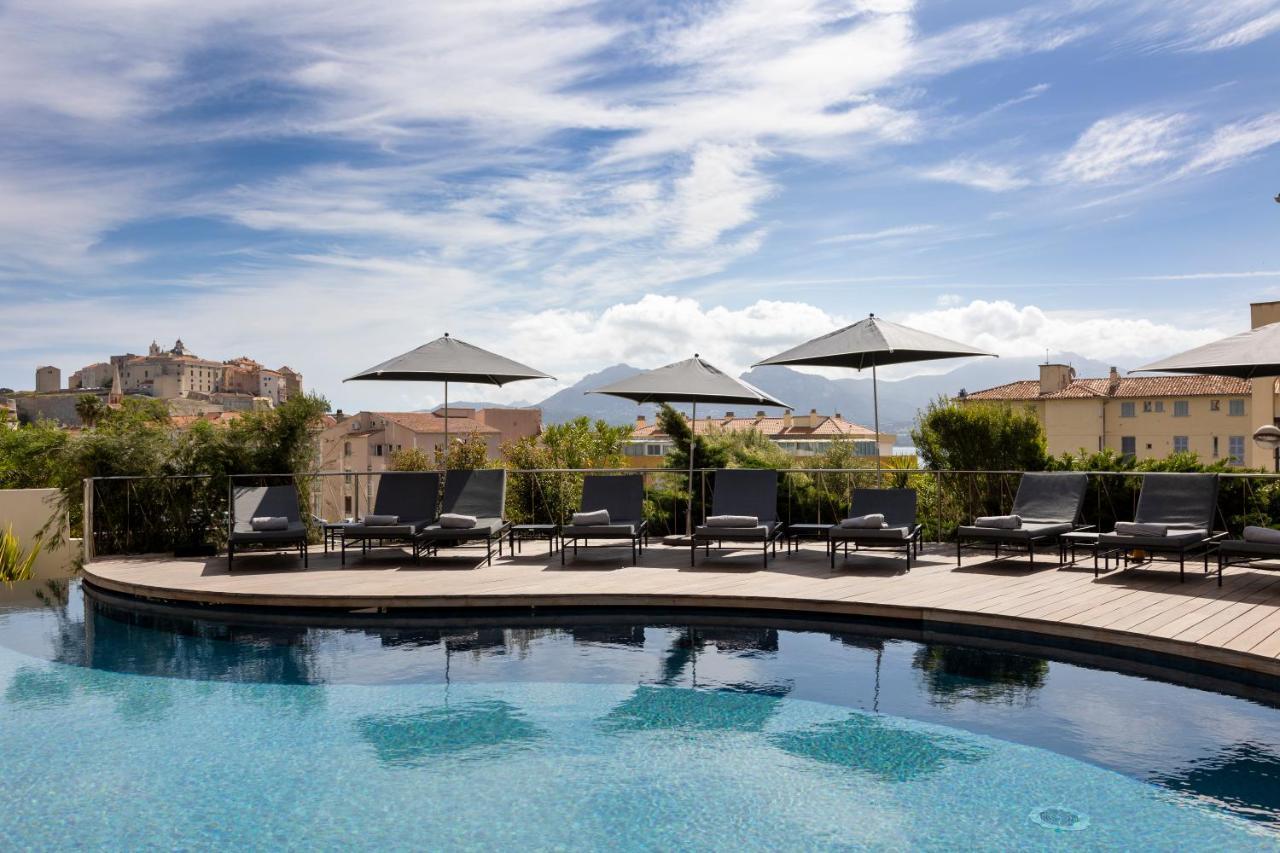 Hotel L'Acquale Калви Екстериор снимка