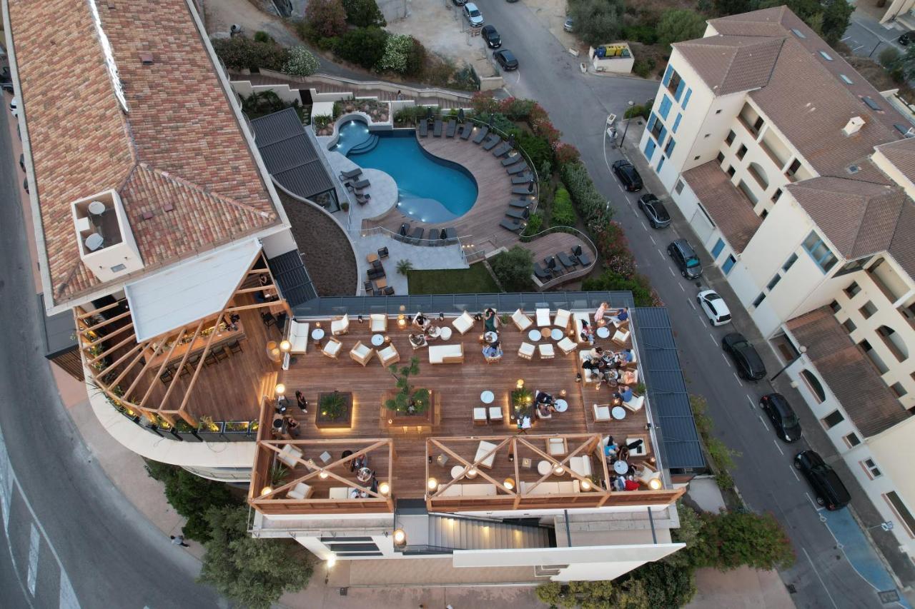 Hotel L'Acquale Калви Екстериор снимка