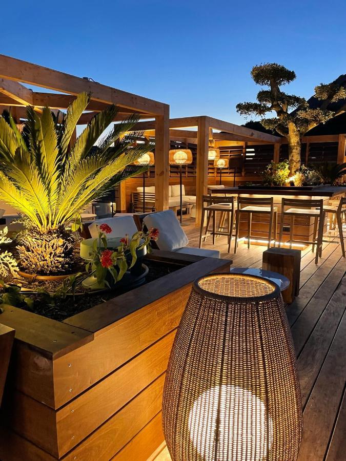 Hotel L'Acquale Калви Екстериор снимка